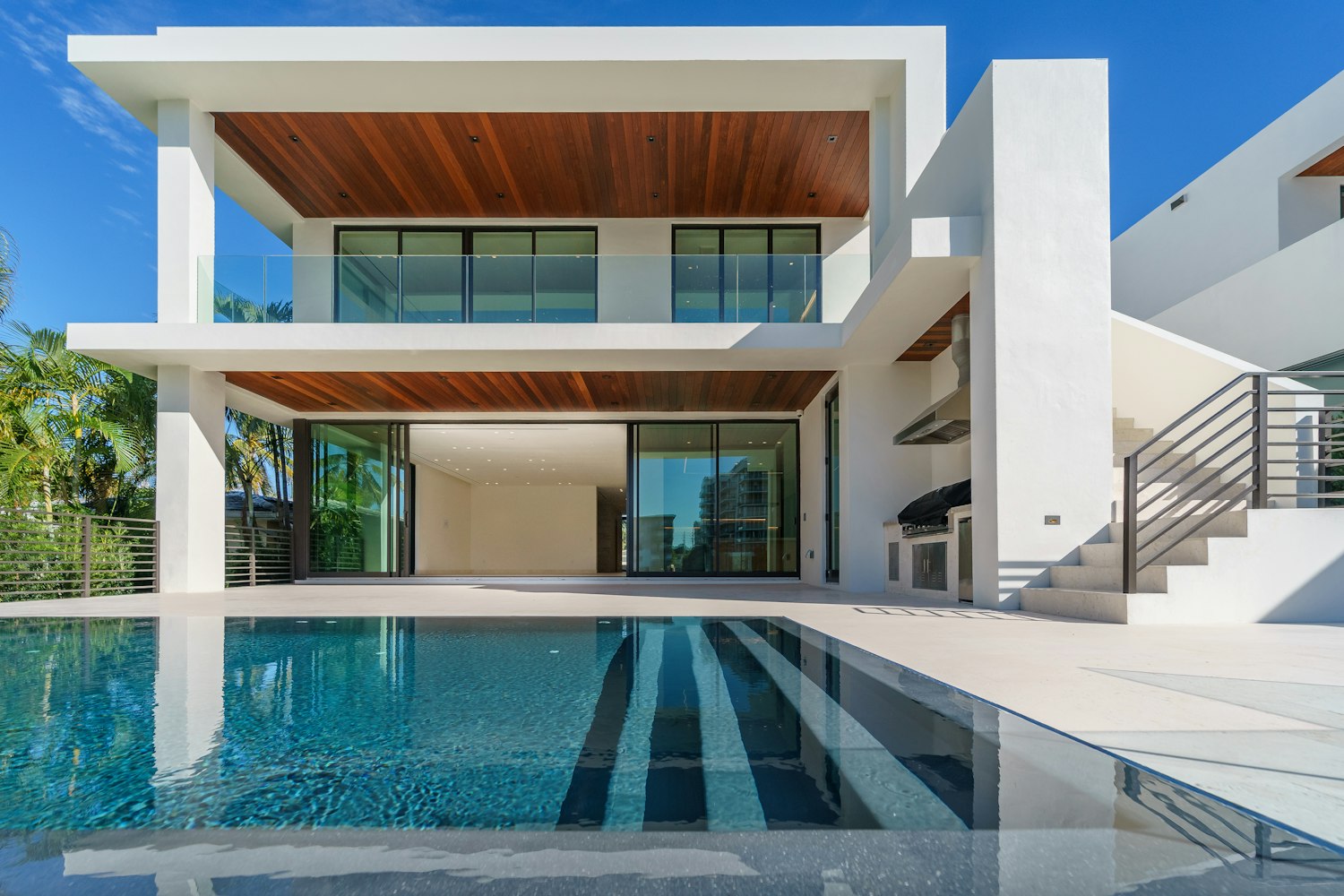 Outdoor living pool deck